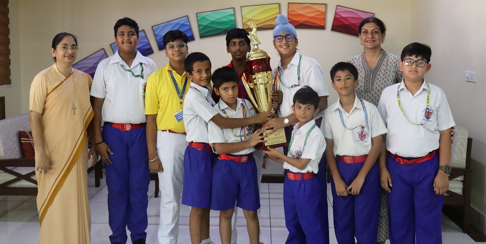 1ST POSITION IN THE CRICKET TOURNAMENT